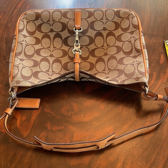 Coach Signature Canvas with Leather trim shoulder bag - Picture 8 of 8